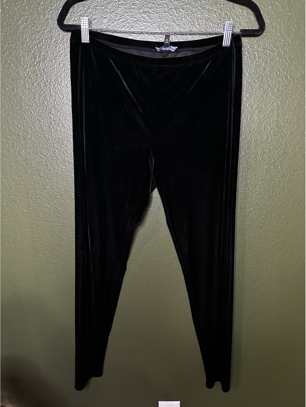 Eileen Fisher Black Velvet Leggings Size M Slim Ankle Length Stretch